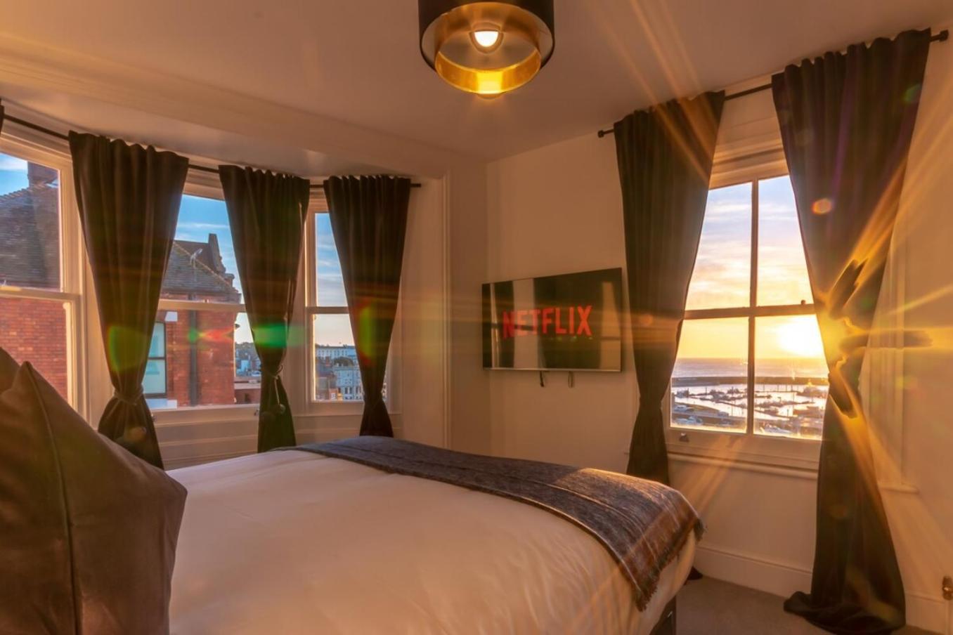 Luxury Ramsgate Harbour View By Adliv Apartment ภายนอก รูปภาพ